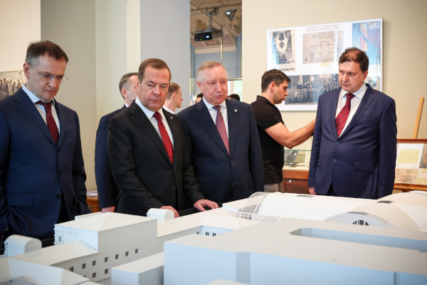 Посещение Президентской библиотеки на Сенатской площади