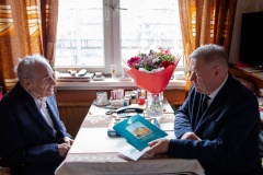 Блокаднику из Калининского района исполнилось 95 лет