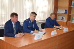 В прокуратуре Невского района обсудили вопросы ликвидации и предупреждения образования несанкционированных свалок