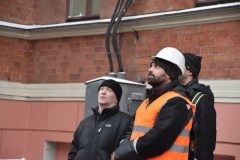 В Центральном районе прошли работы по сброске снега