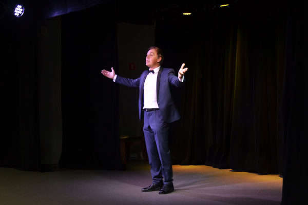 Моноспектакль «Давайте поговорим…» в рамках проекта «Литературный мейнстрим»