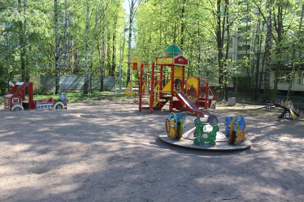 В мае пройдут аукционы на благоустройство дворов в Выборгском районе