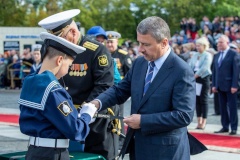 Глава администрации Кронштадтского района поздравил новобранцев во время торжественной церемонии посвящения в кадеты