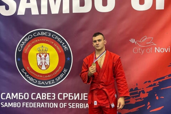 Золото Кубка Европы по самбо завоевал воспитанник спортивной школы Выборгского района