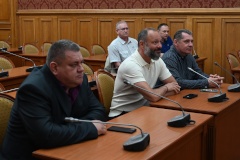 Пять руководителей ЧОПов Петроградского района получили благодарственные письма от главы администрации