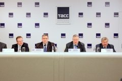 ПМИФ-2016 объединит новаторов, промышленников и вузы Петербурга