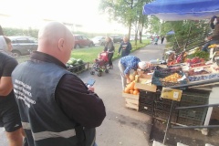В семи районах города от объектов незаконной уличной торговли освобождено более 20 земельных участков