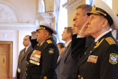 Комитет поздравил выпускников Военно-морской академии им. Кузнецова с завершением учебы