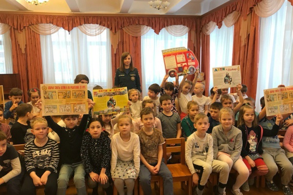 Тематическое занятие по пожарной безопасности состоялось в Невском районе