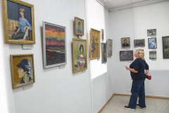 В Музее истории Кронштадта открылась выставка «Мгновения творчества»