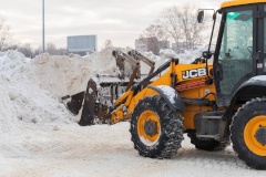 За эту зиму снегоплавильные и снегоприемные пункты города приняли более 500 000 кубометров снега — это 25 тысяч грузовиков