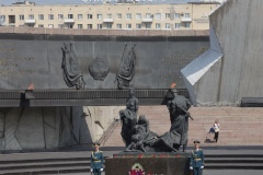 В День памяти и скорби возложили цветы