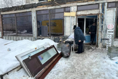 В Калининском районе закрываются незаконные торговые павильоны