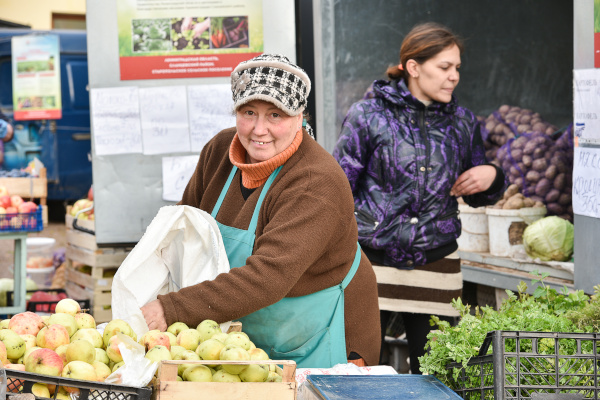 В Кронштадте прошла сельскохозяйственная ярмарка.