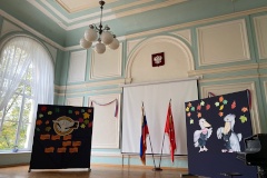В 155 гимназии Центрального района прошел фестиваль открытых уроков для молодых специалистов «Читаю, понимаю, умею»