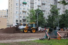 Начались работы по благоустройству двора у метро «Московская»