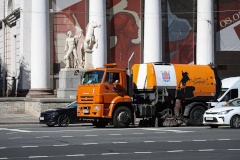 Рекордный миллион кубометров воды использовали дорожники для чистоты городских улиц