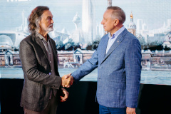 Александр Беглов: Выставка Никаса Сафронова - признание в любви Петербургу