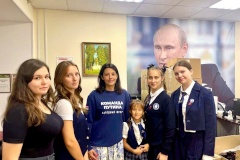 В 606 школе Пушкинского района большое внимание уделяют патриотизму и взаимопомощи