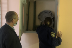 Иструкторский состав Пожарно-спасательного отряда Центрального района продолжает проведение профилактических мероприятий