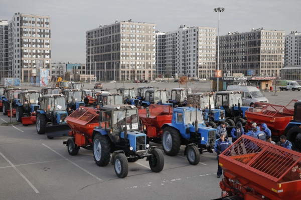 В районе прошла линейка готовности техники к зиме