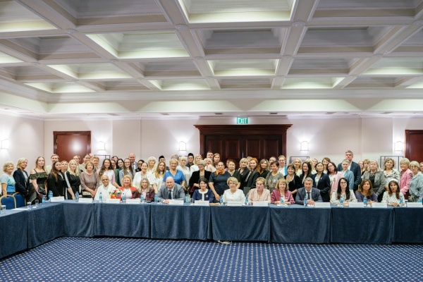 Развитие общественной дипломатии и укрепление мира обсудили в Петербурге