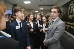Испытание «Урок» Всероссийского конкурса «Учитель года России 2025» проходит в Петербурге