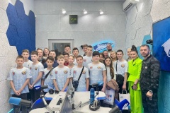 Юные спортсмены из ЛНР побывали на экскурсии на «Радио «Зенит»