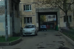 Муниципальные власти активнее частных собственников устраняют нарушения на своих территориях