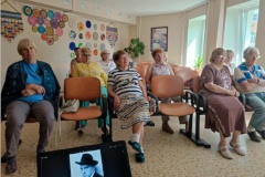 В КСЦОН Пушкинского района провели литературно-информационную программу «Читайте, завидуйте!», посвященную жизни и творчеству В.В.Маяковского