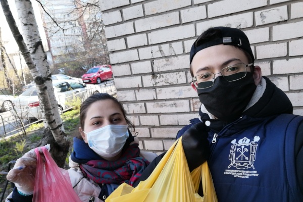 Волонтерский штаб Кировского района трудится целыми днями