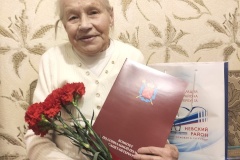 Жительница Невского района отпраздновала 100-летний юбилей