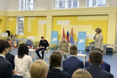 Министр просвещения Сергей Кравцов провел в Санкт‑Петербурге открытый урок «Основы безопасности и защиты Родины»