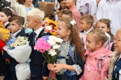 В День знаний Владимир Омельницкий принял участие в церемонии открытия новой школы в Пушкинском районе