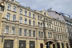 Бывшее здание шоколадной фабрики Георга Ландрина на проспекте Римского-Корсакова, 9 обрело статус памятника регионального значения