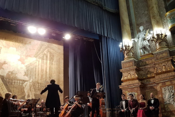 Художественный руководитель «Мюзик-Холла» Фабио Мастранджело удостоен высшей награды итальянского города Бари (07.10.2018)