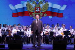 Врио главы администрации Калининского района поздравил с Днём местного самоуправления