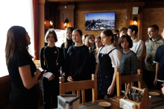 Старшеклассники Петергофской гимназии императора Александра II познакомились с индустрией гостеприимства