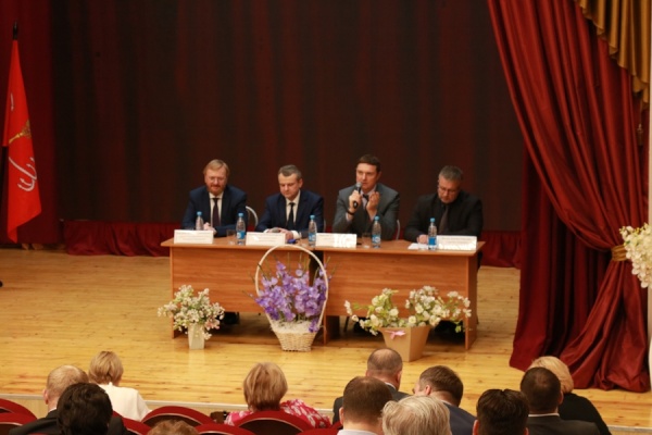 В Княжево прошла встреча представителей власти с жителями округа