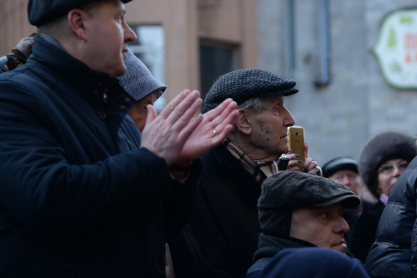 Открытие мемориальной доски Даниилу Гранину