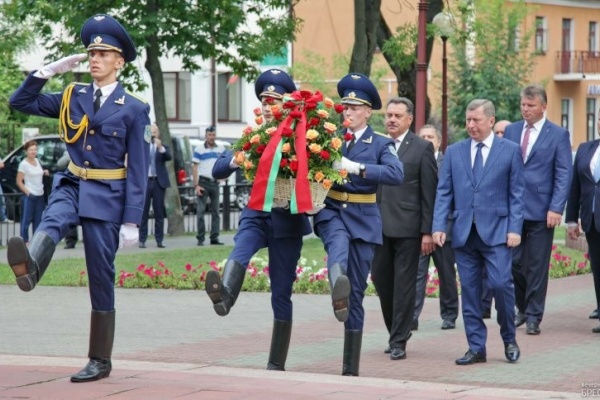 Делегация из Невского района посетила Брест