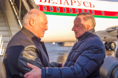 Александр Лукашенко и Александр Беглов обсудили вопросы экономических и гуманитарных связей