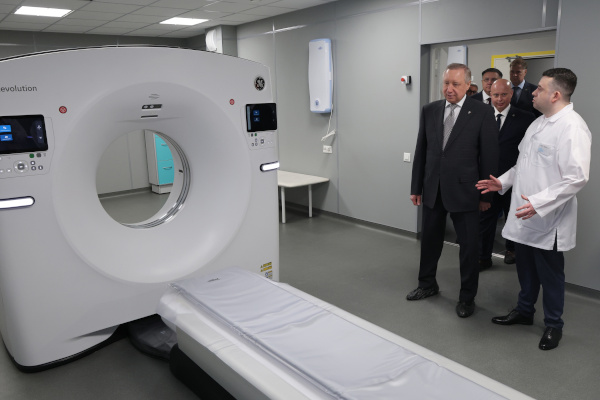 Александр Беглов открыл новое поликлиническое отделение №134 Городской поликлиники №54 в Калининском районе