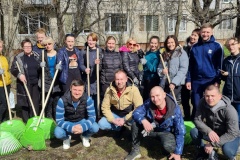 Сотрудники Жилкомсервиса № 2 Фрунзенского района вышли на субботник