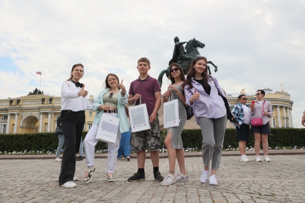 Петербург по-новому! Дом молодежи Санкт‑Петербурга провел квест для языковых клубов города