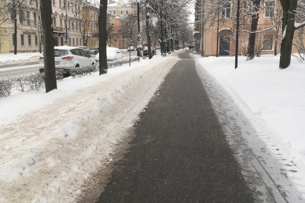 Коммунальные службы Кронштадта устранили последствия обильного снегопада