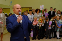 В школах Выборгского района сегодня прозвенели первые звонки!