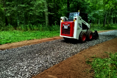 В Александрийском парке ремонтируют дорожки