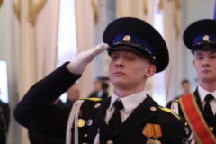 В Константиновском дворце состоялась ежегодная торжественная церемония посвящения в кадеты ФСО России учащихся школы № 145 Калининского района.