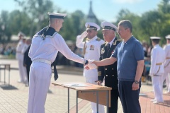 В Кронштадте провели ритуал приведения к Военной присяге молодого пополнения Учебного центра подготовки младших специалистов ВМФ